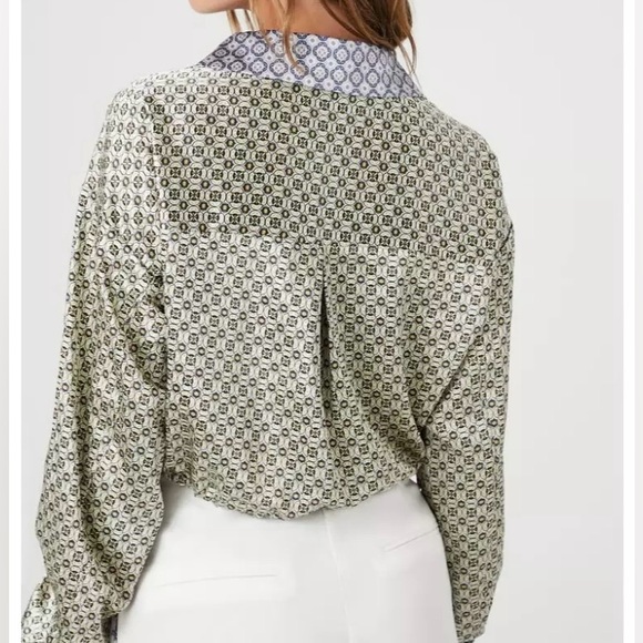 Forever 21 Abstract Print Crop Top / pre-owned - Picture 4 of 11